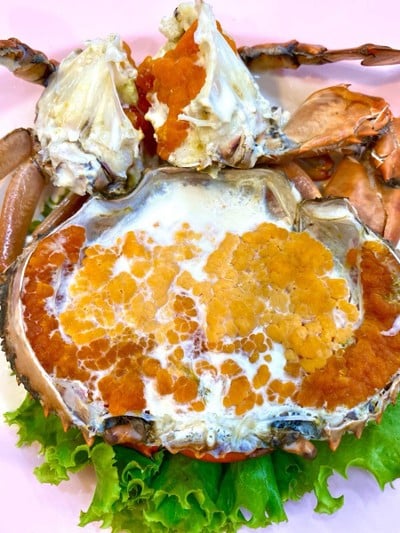 ปูไข่นึ่งนมสด