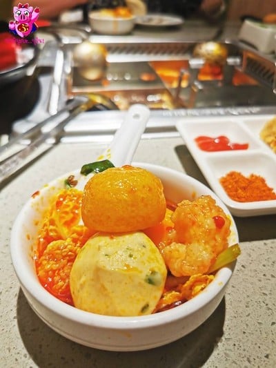 อาหาร หรือ เครื่องดื่ม