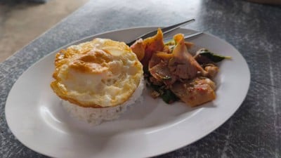 กระเพราะหมู+เบรคฟัสท์สตริป