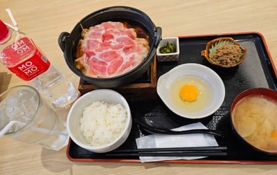 ชุดเซตสุกี้ยากี้หมูชีวา พร้อมทานสำหรับ 1 ท่าน