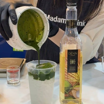 Coconut Matcha จากไซรัป DÉNN AUTHENTIC Coconut Matcha จากไซรัป DÉNN AUTHENTIC