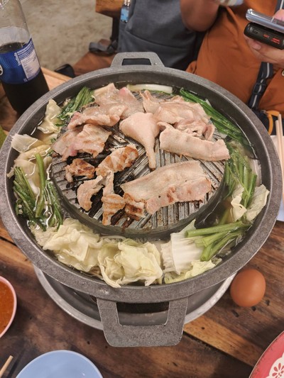 อาหาร หรือ เครื่องดื่ม