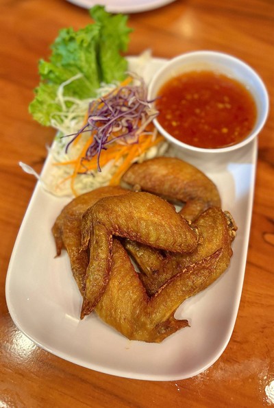 🍗 ปีกไก่ทอด. (ราคา 89 บาท.)