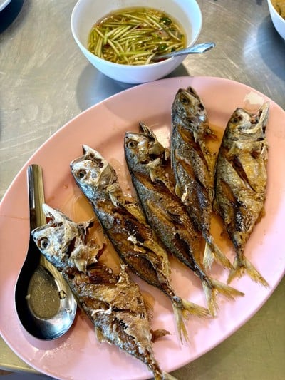 ปลาทูทอดน้ำปลา