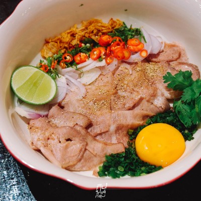 ARLOY ร้านนั่งชิลสไตล์กวนๆ เมนูอร่อยสุดแปลกใหม่ ย่านสีลม