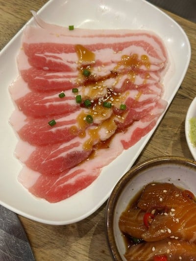 หมูติดมันส์