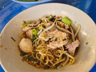 บะหมี่ต้มยำหมู