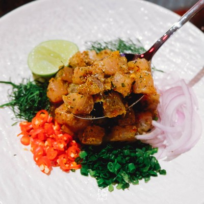 ARLOY ร้านนั่งชิลสไตล์กวนๆ เมนูอร่อยสุดแปลกใหม่ ย่านสีลม