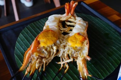 อาหาร หรือ เครื่องดื่ม