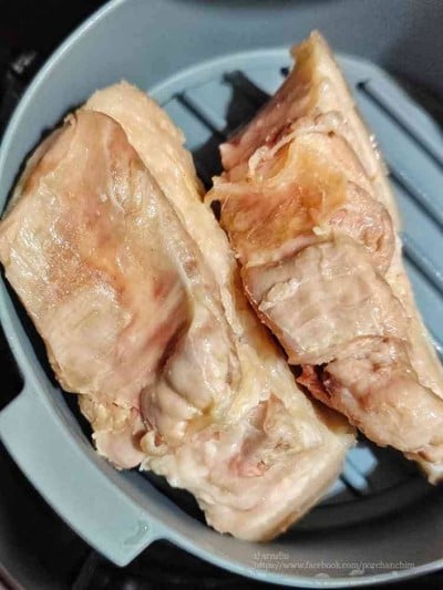 วิธีทำ หมูกรอบง่ายๆในหม้ออบลมร้อน วิธีทำ หมูกรอบง่ายๆในหม้ออบลมร้อน