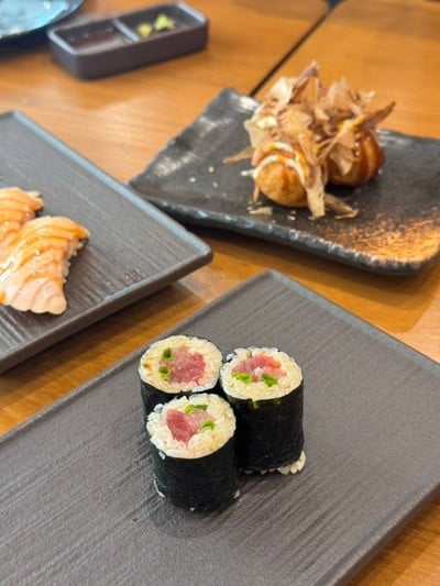 อาหาร หรือ เครื่องดื่ม