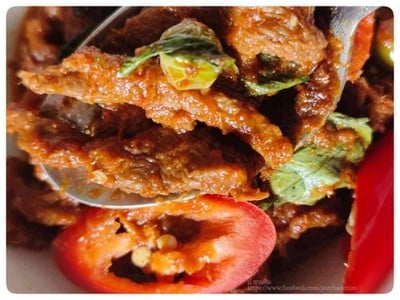 เนื้อผัดเผ็ด เสร็จในหม้ออบลมร้อน 😍 เนื้อผัดเผ็ด เสร็จในหม้ออบลมร้อน 😍