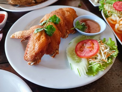 ปีกไก่ทอด