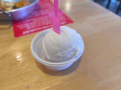 ไอติมกะทิ