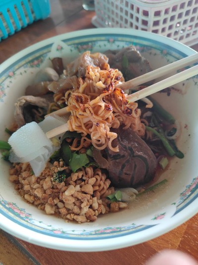 มาม่าแห้งเนื้อรวม