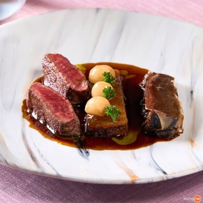 J'AIME by Jean-Michel Lorain