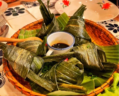 ไก่ห่อใบเตย