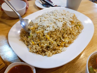 ข้าวผัดปู