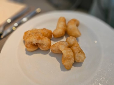 ปาท่องโก๋