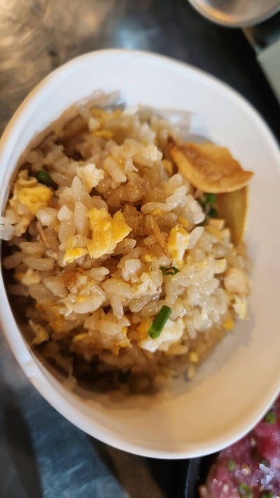 ข้าวผัดกระเทียม