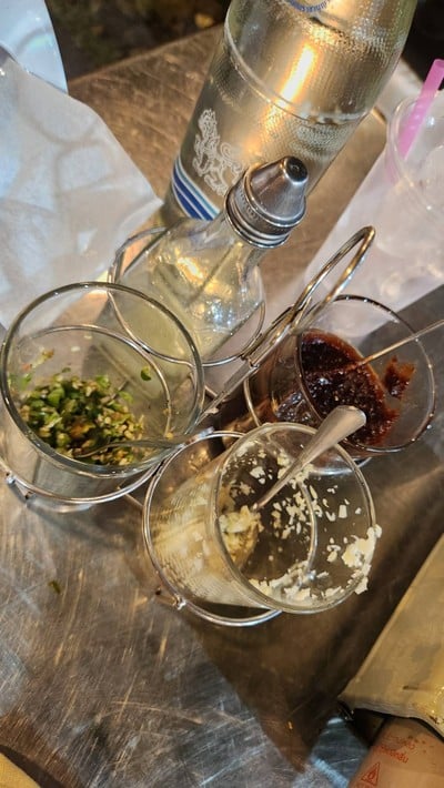 อาหาร หรือ เครื่องดื่ม