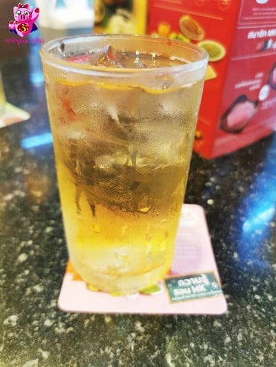 อาหาร หรือ เครื่องดื่ม