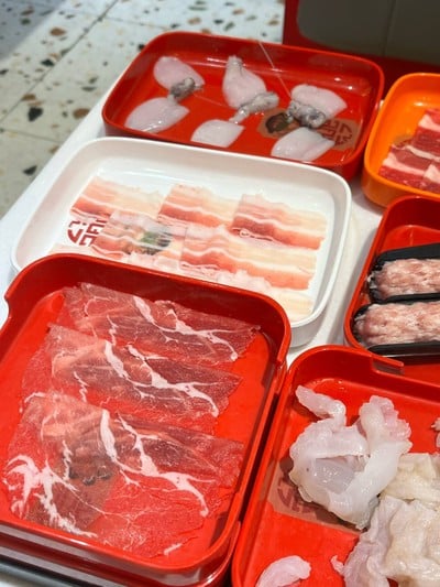 สันคอหมูสไลด์