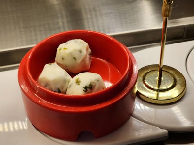 อาหาร หรือ เครื่องดื่ม