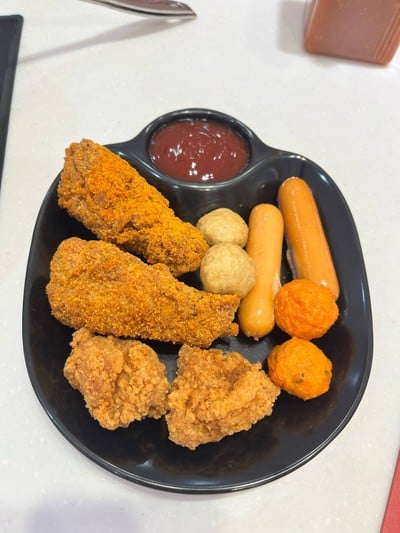 วิงก์แซ่บ