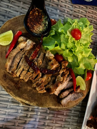 หมูย่างไวน์คอนเนอร์
