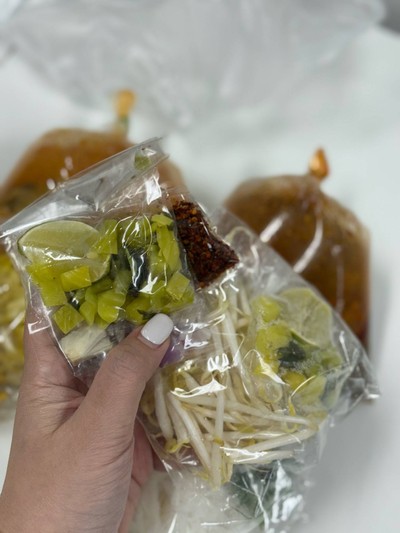 ขนมเส้นน้ำเงี้ยว
