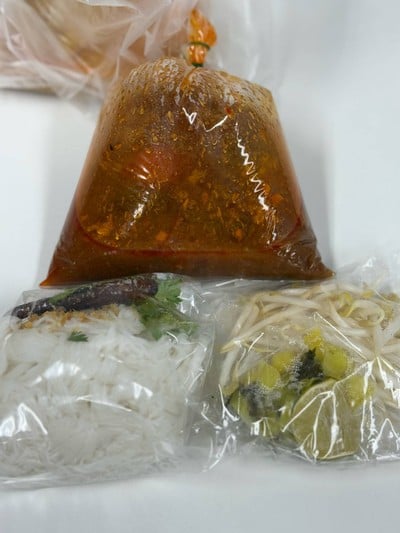 ขนมเส้นน้ำเงี้ยว
