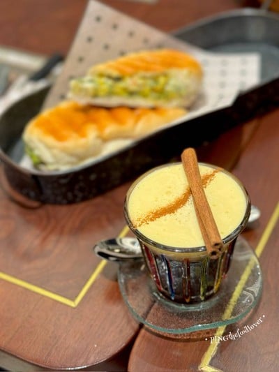 อาหาร หรือ เครื่องดื่ม