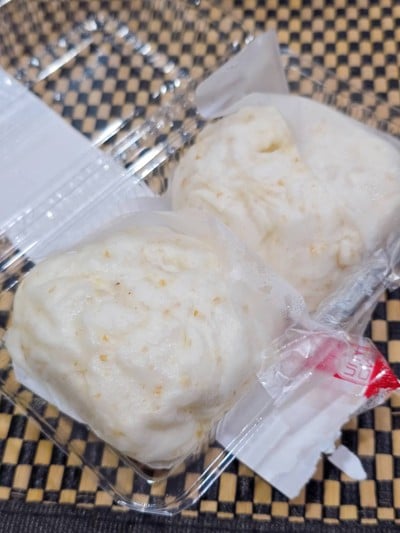 หมูแดง မံင်ဒဲ