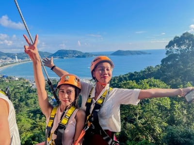 เล่น Zipline บนเขาป่าตอง ภูเก็ต ชมวิวทะเลแบบ 180 องศา
