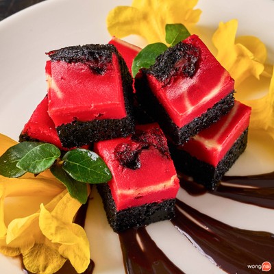 Pakamon Factory เจ็ดยอด