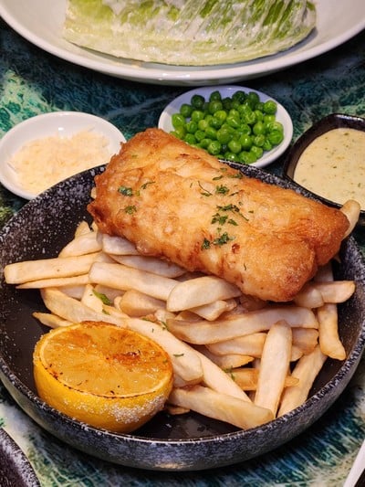 อาหาร หรือ เครื่องดื่ม