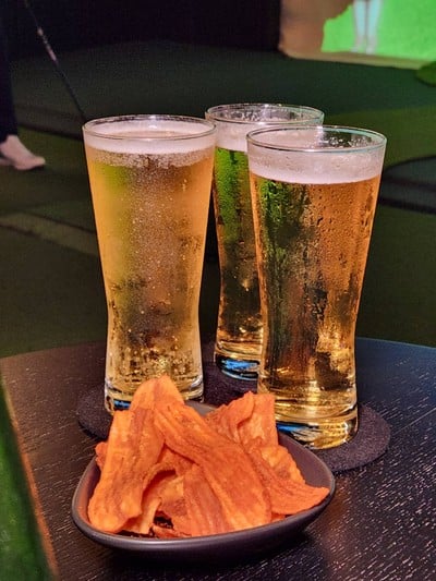 อาหาร หรือ เครื่องดื่ม