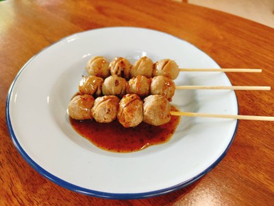 ลูกชิ้นเนื้อปิ้ง / ลูกชิ้นเอ็นเนื้อปิ้ง