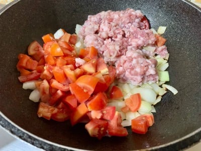 วิธีทำ สปาเก็ตตี้ซอสมะเขือเทศหมู วิธีทำ สปาเก็ตตี้ซอสมะเขือเทศหมู