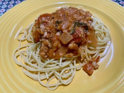 สปาเก็ตตี้ซอสมะเขือเทศหมู