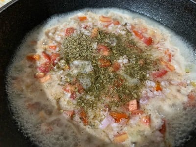 วิธีทำ สปาเก็ตตี้ซอสมะเขือเทศหมู วิธีทำ สปาเก็ตตี้ซอสมะเขือเทศหมู