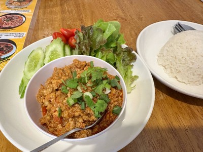 น้ำพริกอ่อง