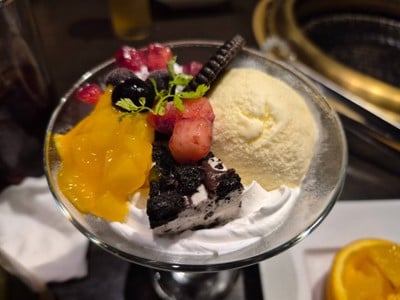 อาหาร หรือ เครื่องดื่ม