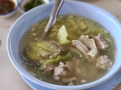 แกงจืดเกี้ยมฉ่ายกระเพาะหมู