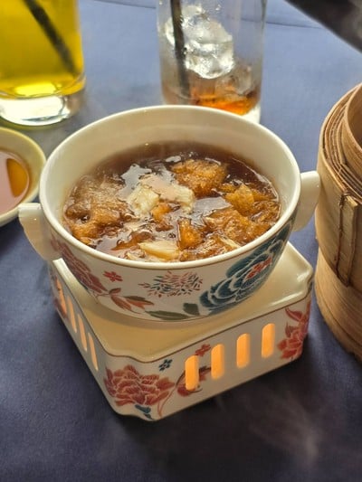 กระเพาะปลาน้ำแดง