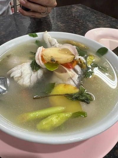 โป๊ะแตก