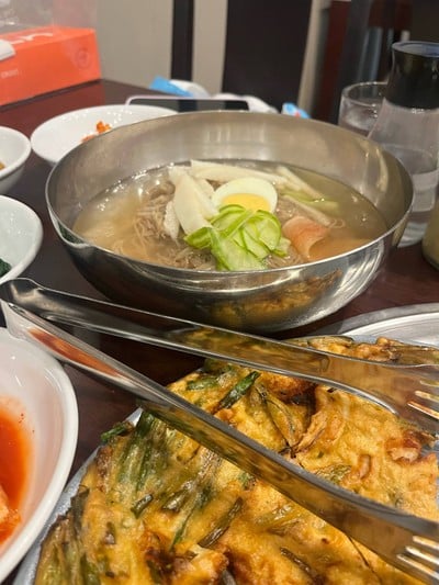 บะหมี่เย็นน้ำ