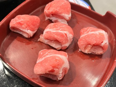 เนื้อหมูดำสอดไส้ชีส