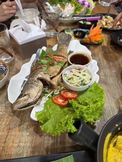 ปลาทอดราดน้ำปลา